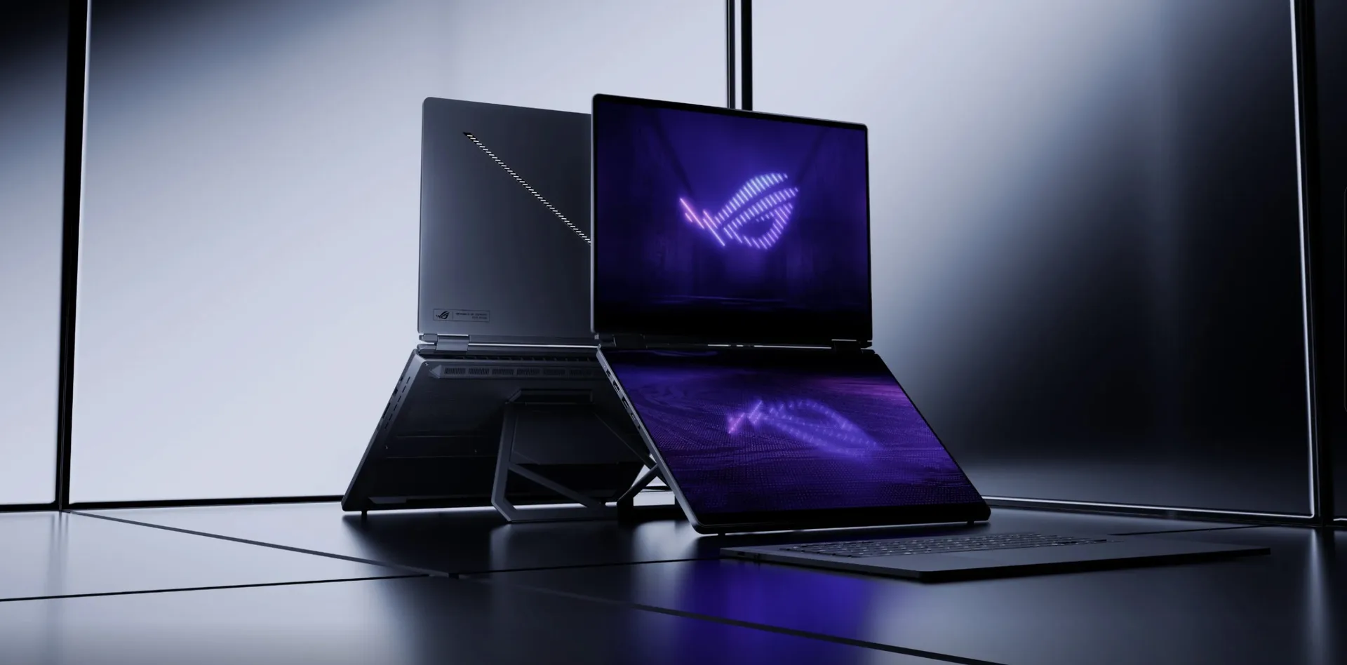 ROG uvádza Zephyrus Duo (2026): prvý 16" herný notebook s dvoma 3K OLED displejmi