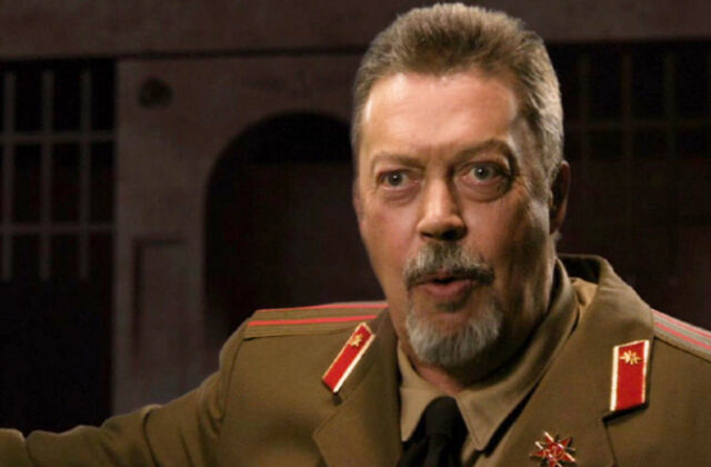 Tim Curry